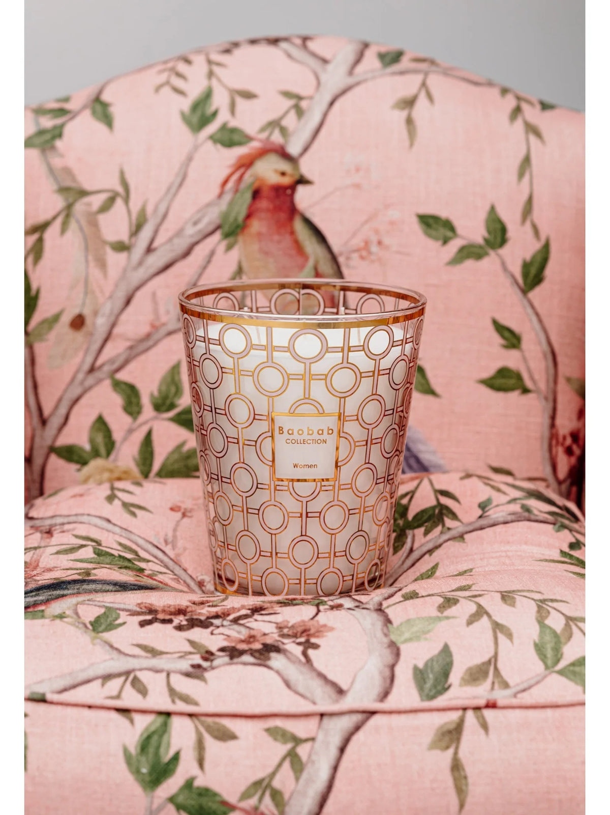 Max 24 Candle Women