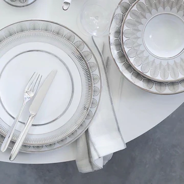 Metallic Thread  Silver 22x22