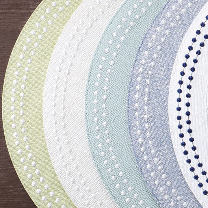 Pearls Circular Mat-beige/white 15" X15"