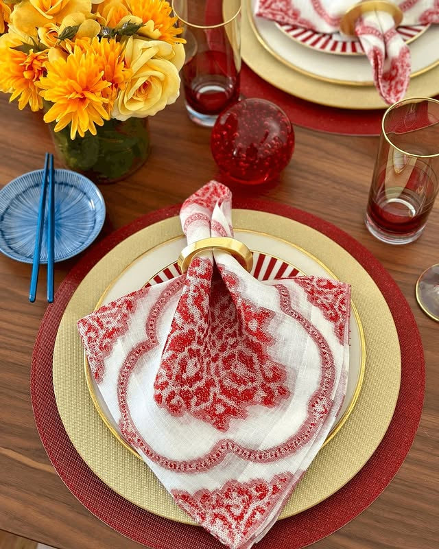 Napkin Ring Oviform Gold 2.5" X 2.5" X 0.5"