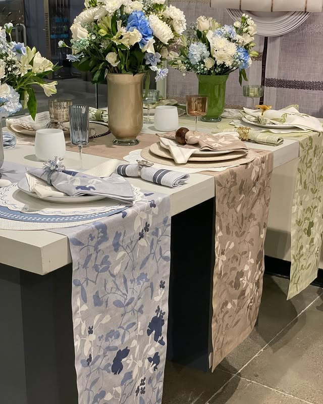 Brighton Beige 21"x21"