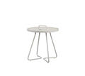 Mesa Auxiliar On-the-Move Pequeña – Sand