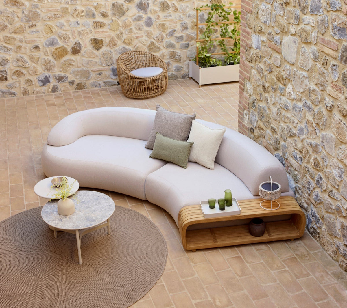 Sofá Modular Mellow para Exterior – Sand con Mesa de Teca