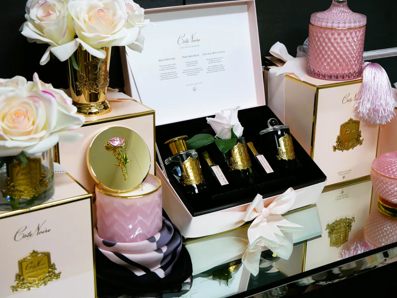 Gift Pack Charente Rose 2x5 ml Perfume Spray,75 gr Candle,90 ml Reed Diffuser.