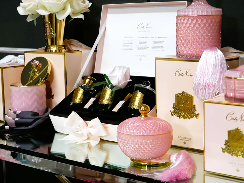 Gift Pack Charente Rose  2x5 ml Perfume Spray,75 gr Candle,90 ml Reed Diffuser.