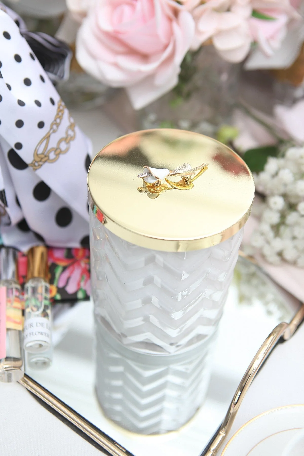 Herringbone Candle Set  Ivory & Silver Lily Flower 600 gr