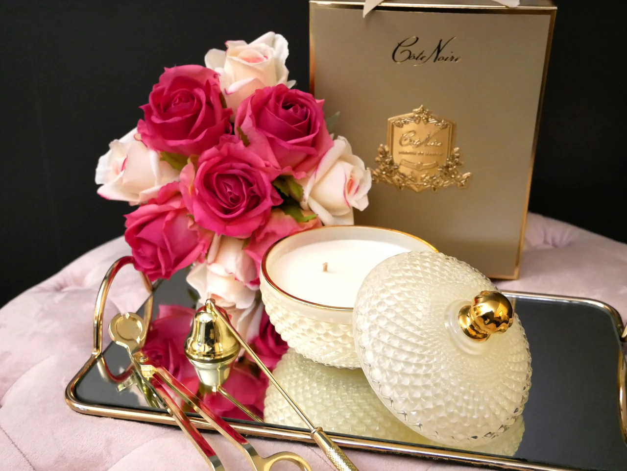 Round Art Deco Candle In Cream Blonde Vanilla 300gr