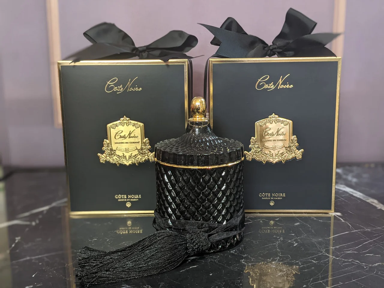 Grand Art Deco Candle In Black Queen Of The Night  600gr
