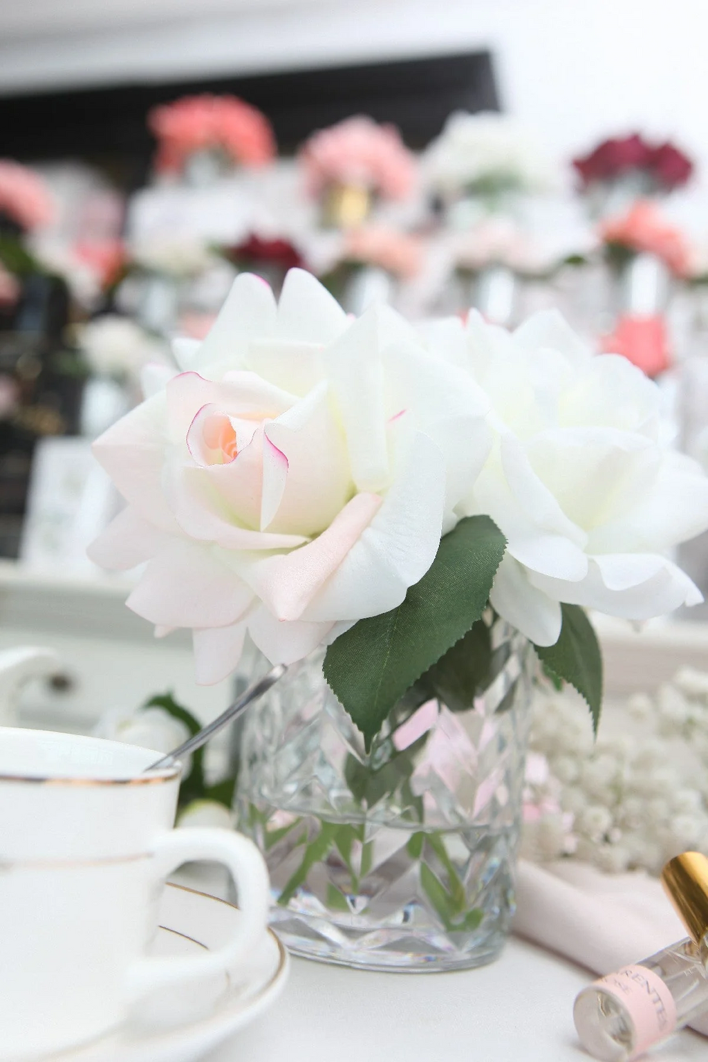 Herringbone Clear Glass - White & Blush Roses Rose Oud & Pink Peonies 2x10 ml