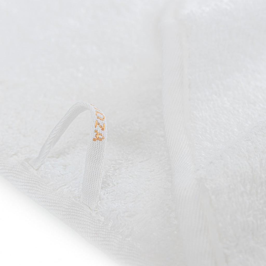 Toalla de Visitas Tecnic – Blanco (30 × 50 cm)