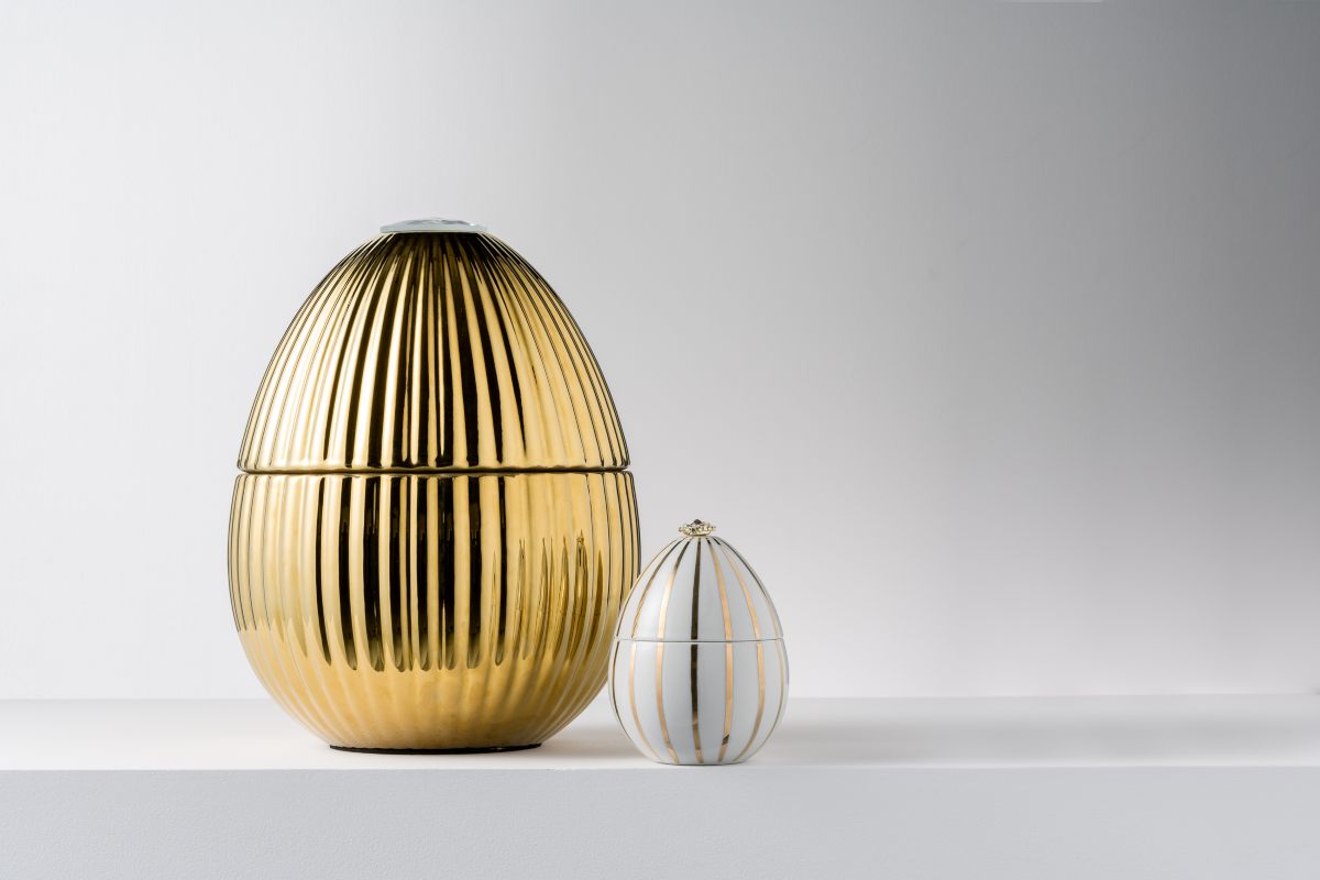 Golden Egg 18k Candle 3.4 KG