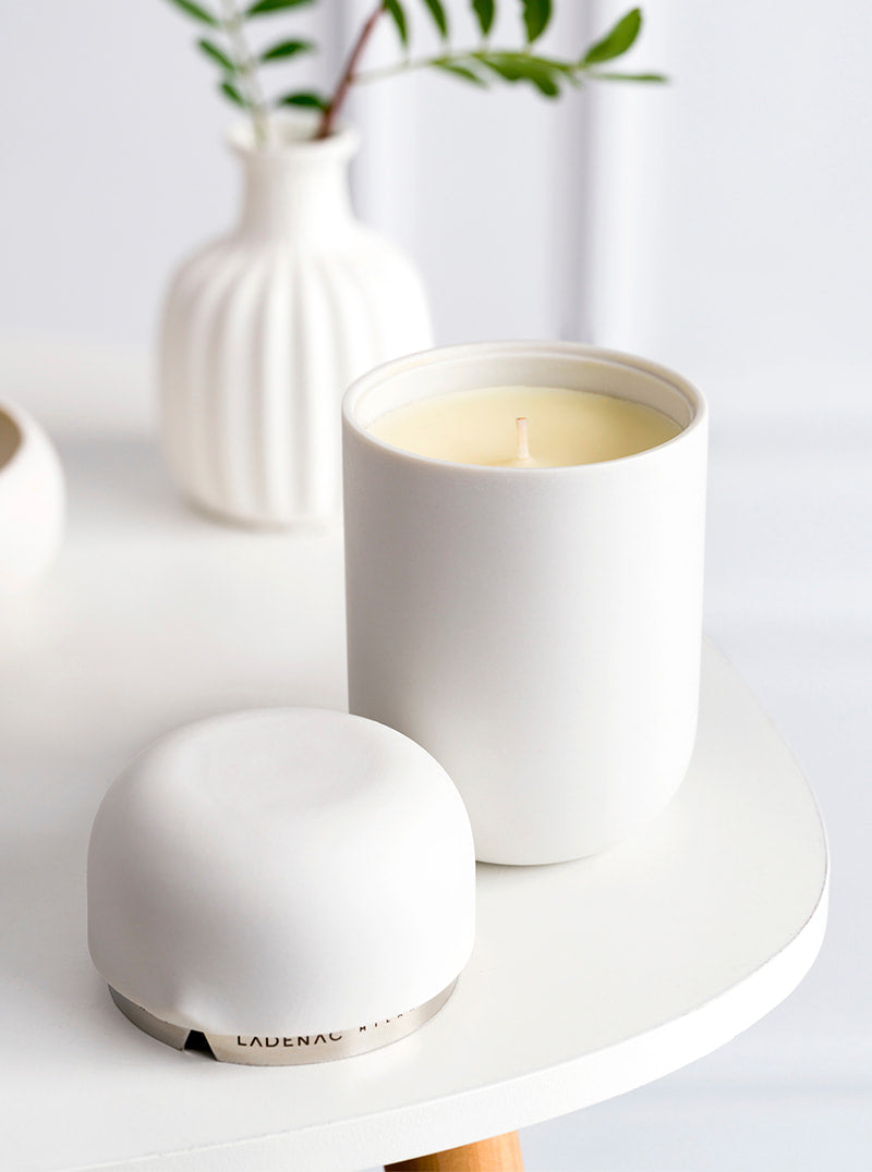 Fleur De Kaolin  Candle 280 G