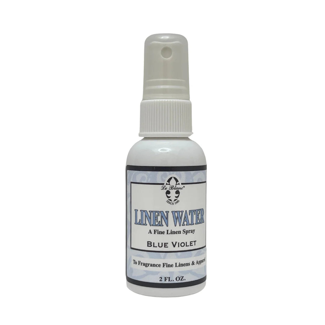 Agua de lino en spray LE BLANC – Blue Violet, 2 oz