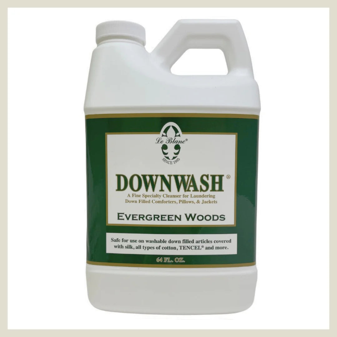 Detergente para plumón LE BLANC – Evergreen Woods, 64 oz