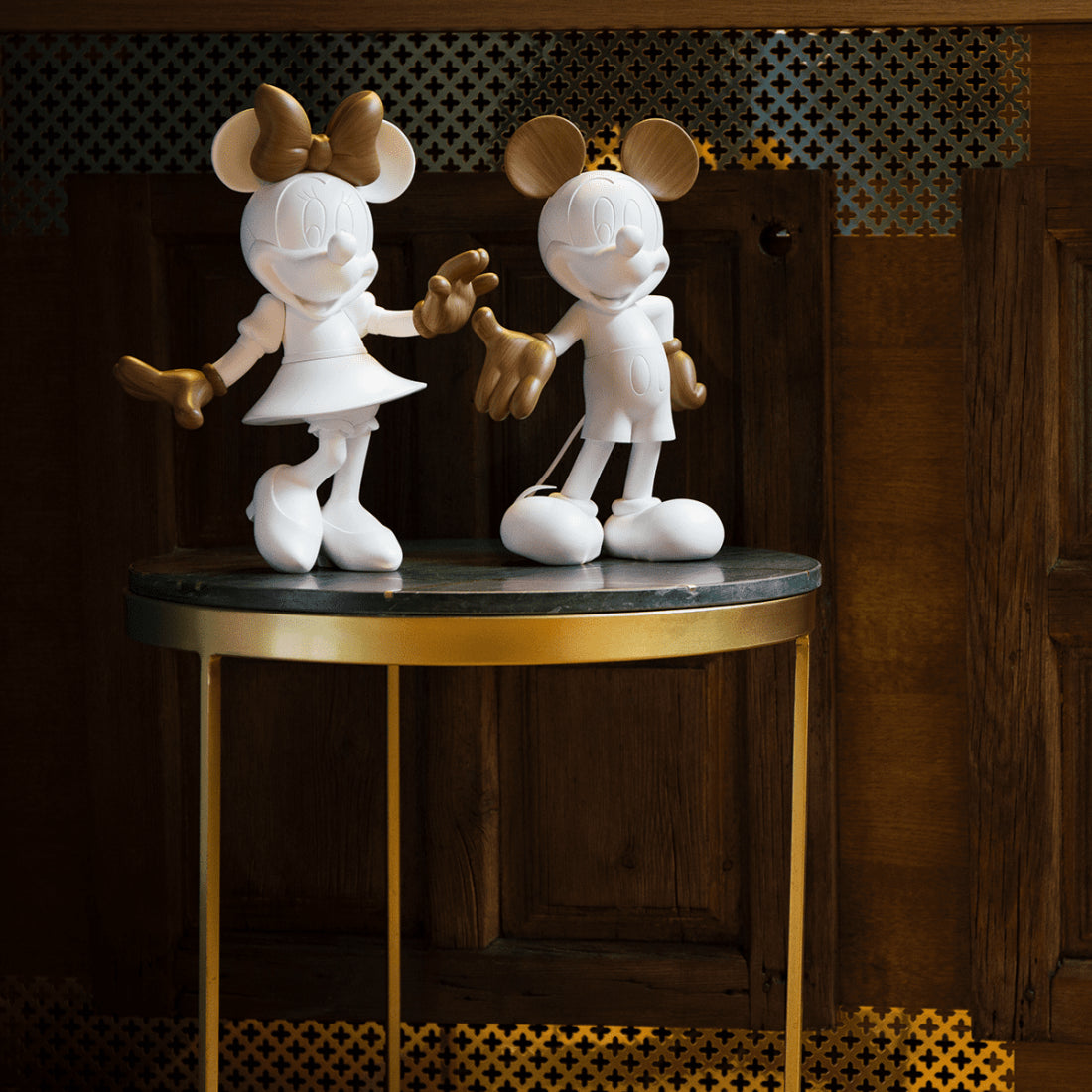 White Minnie Welcome Wood Small - 30 Cm