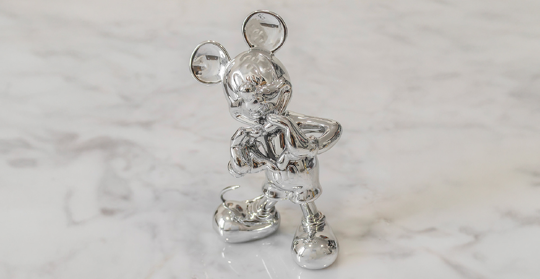 Chromed Silver Mickey With Love Extra Small - 13 Cm