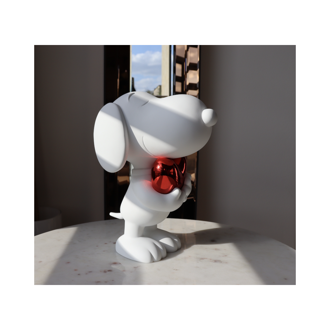 Matt White & Chromed Red Snoopy Heart Small - 27 Cm