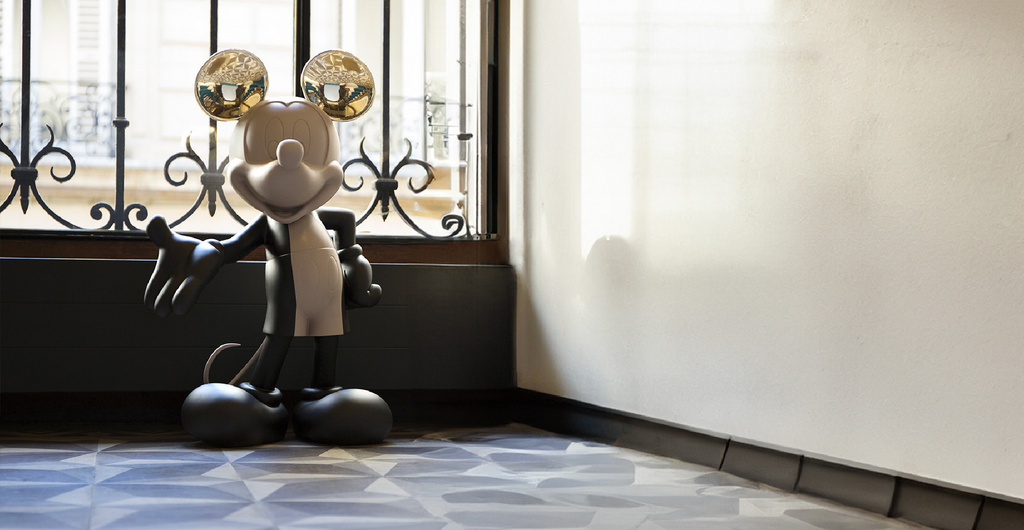 Black Taupe & Gold Mickey By Kelly 60 Cm - Medium