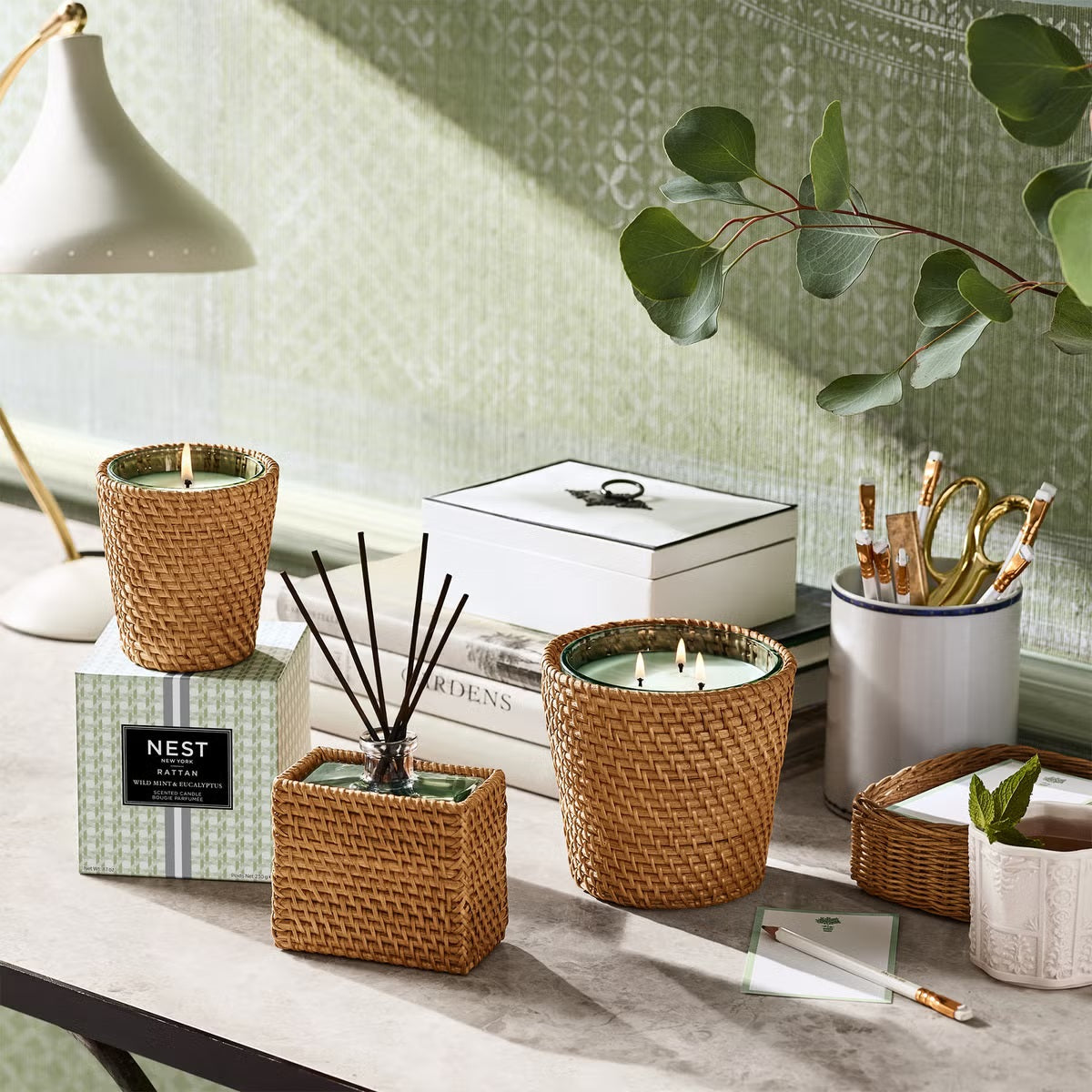 Wild Mint & Eucalyptus-rattan Classic Candle 230 G