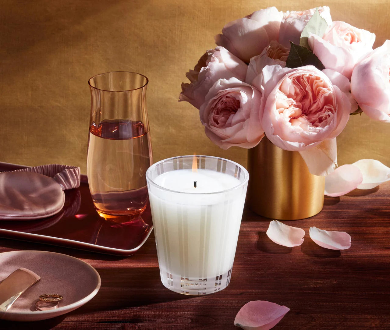 Rose Noir & Oud Classic Candle 230 G