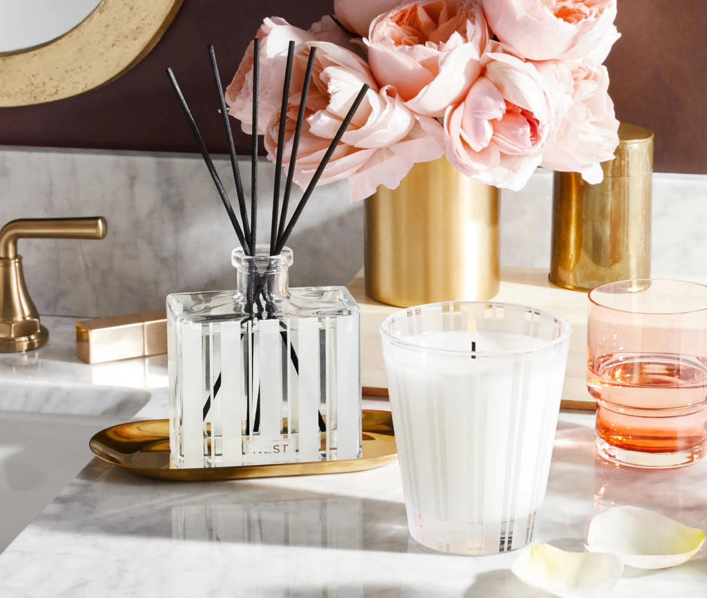 Rose Noir & Oud Classic Candle 230 G