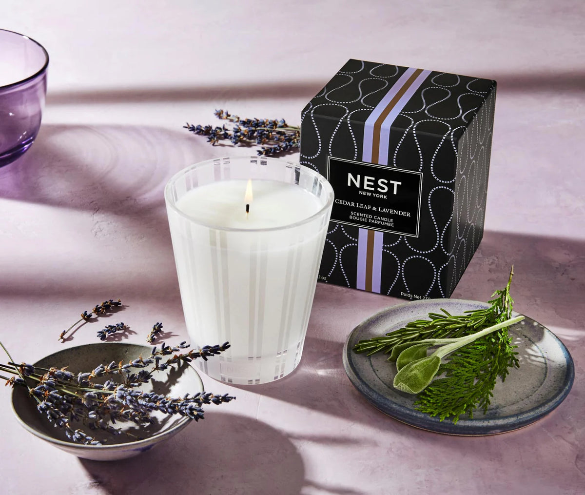 Cedar Leaf & Lavender Classic Candle 230 G