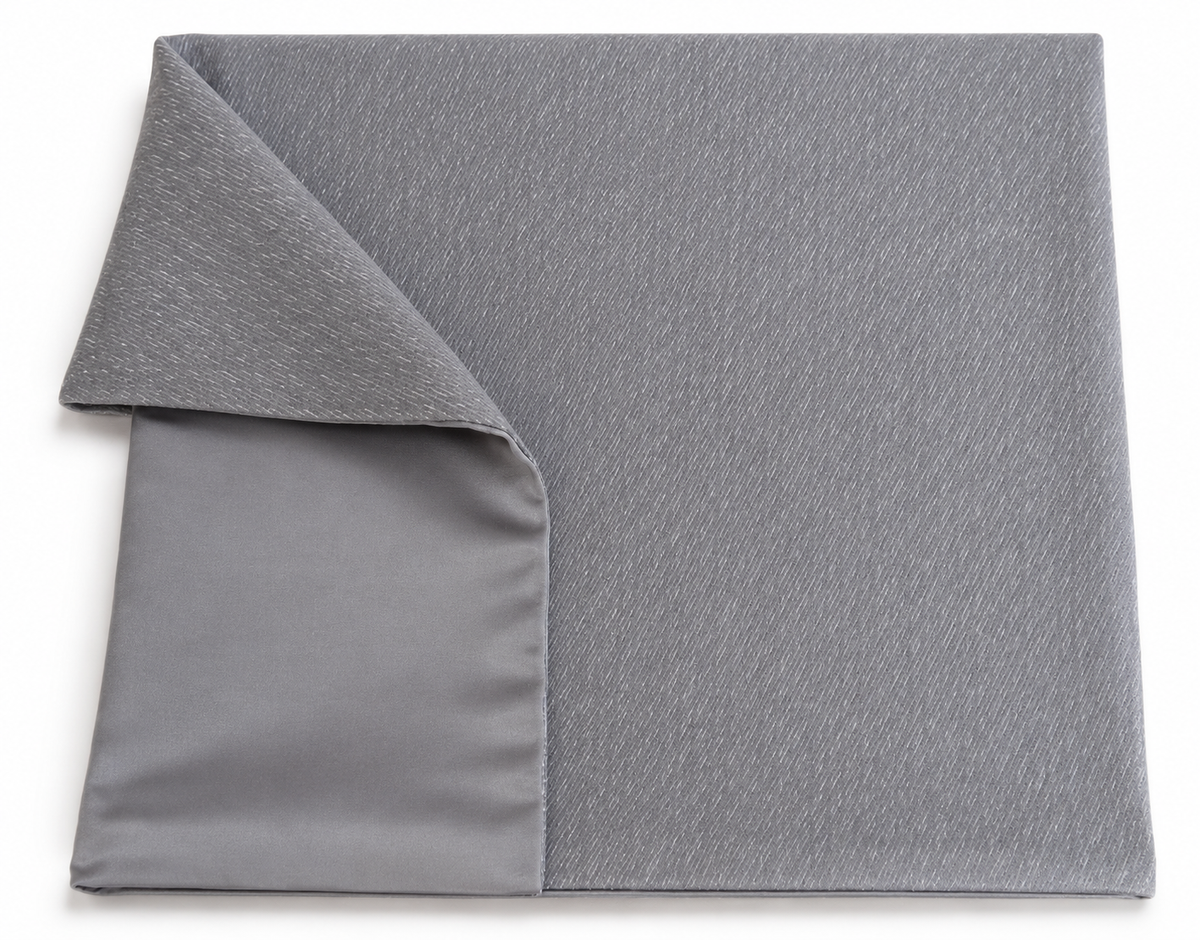 Cojín Decorativo Boudoir Luxe Bambú-Seda – Pewter & Silver