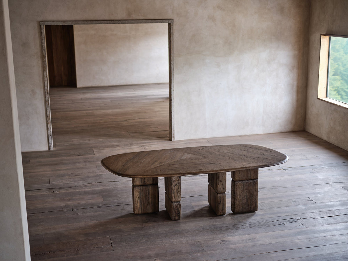 Mesa de Comedor Rectangular Sefa – Aliso Quemado Ocre (244 × 119 cm)