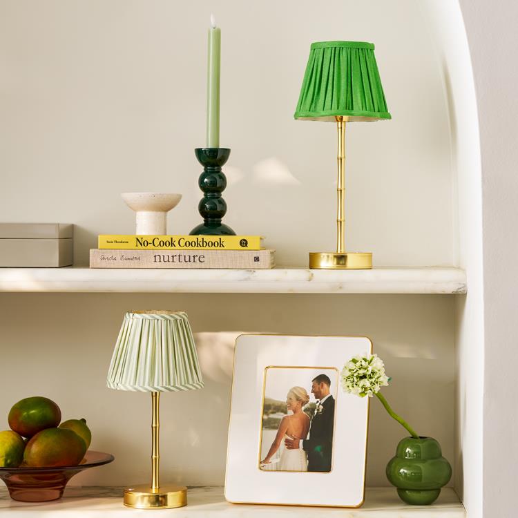 Base de Lámpara Bambú LED Recargable 30 cm – Oro Mate